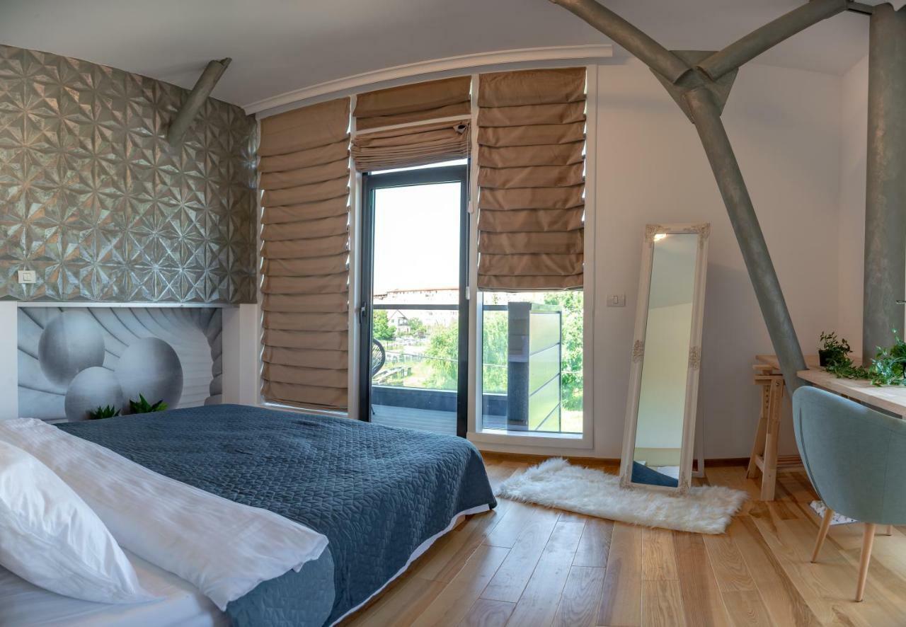 Apartments Steel Residence- Tesla Drive Experience Τιμισοάρα Εξωτερικό φωτογραφία