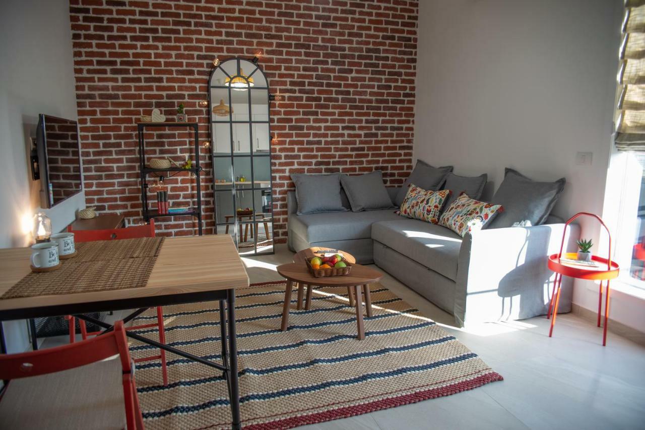 Apartments Steel Residence- Tesla Drive Experience Τιμισοάρα Εξωτερικό φωτογραφία