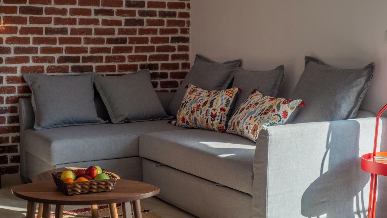 Apartments Steel Residence- Tesla Drive Experience Τιμισοάρα Εξωτερικό φωτογραφία